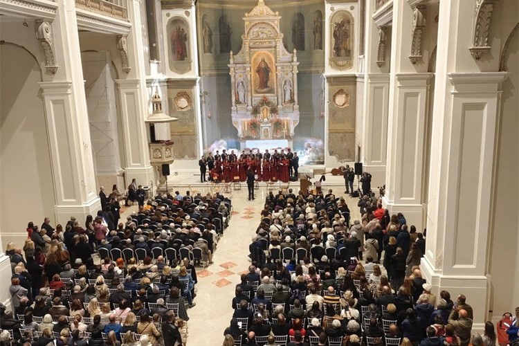 Bazilika Presvetog Srca Isusova u Zagrebu otvorena nakon obnove